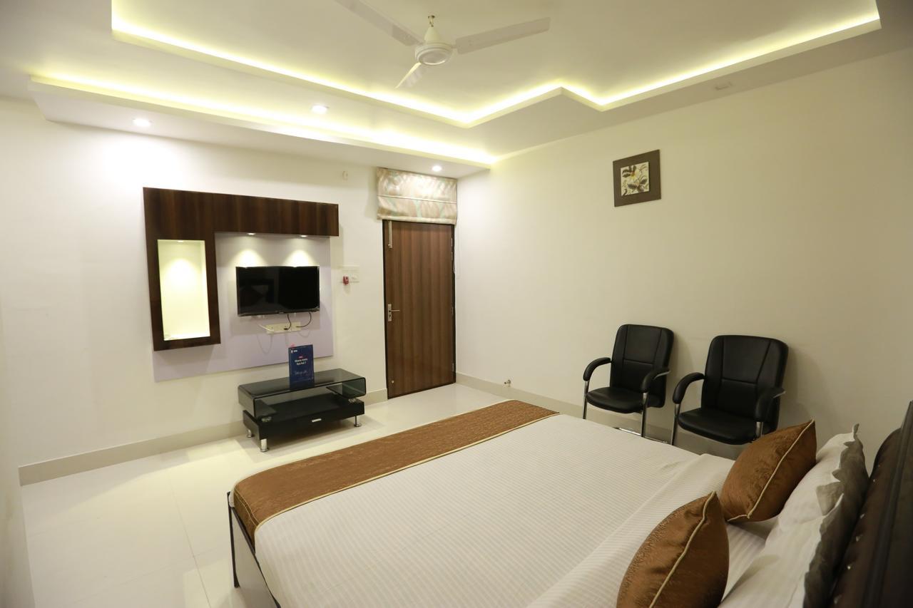 Oyo 8837 Hotel Surya Galaxy Kanpur Exterior photo