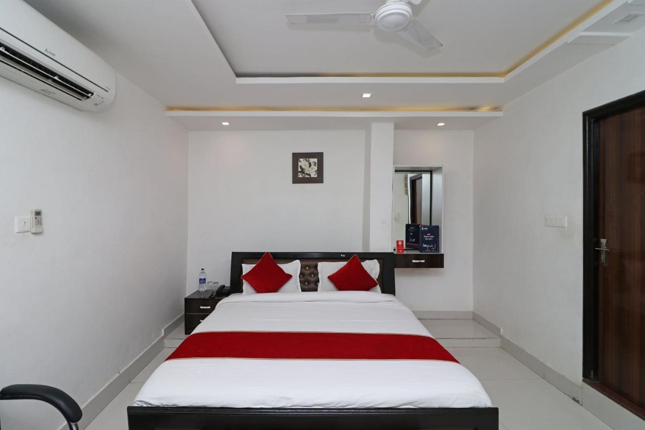 Oyo 8837 Hotel Surya Galaxy Kanpur Exterior photo